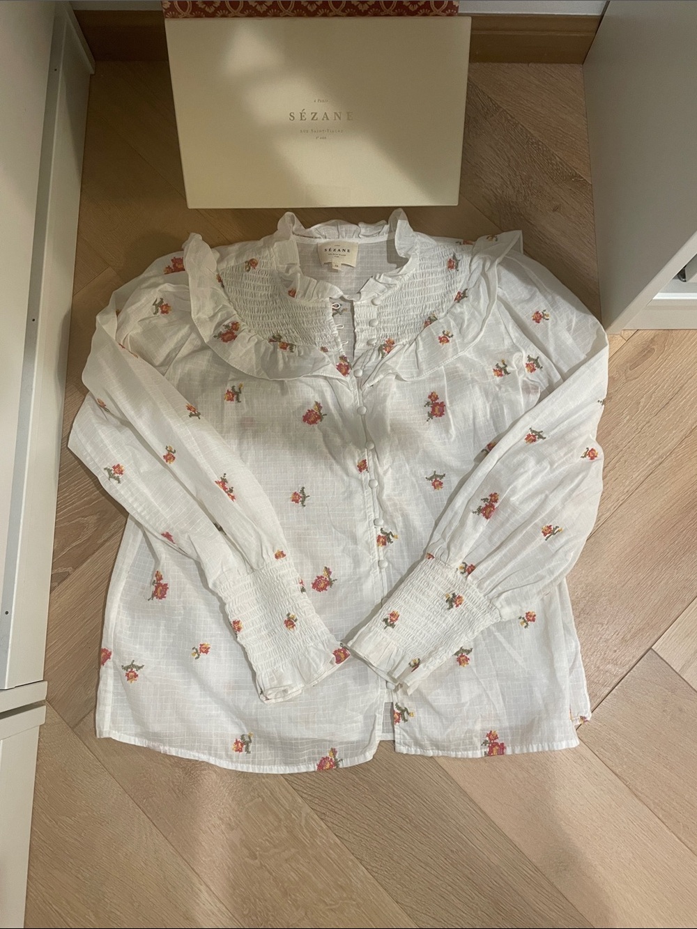 Sezane Donna Blouse NWT Europen Size 36/ US Size 2 Like New - Picture 12 of 12